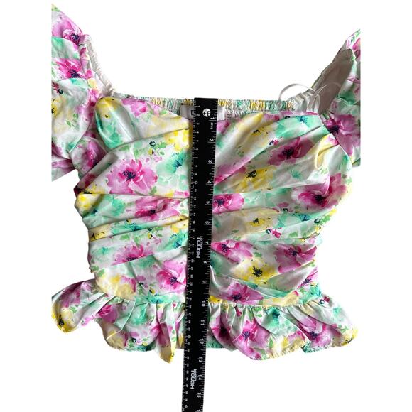 💥Do + Be Floral Ruffle Puff Sleeve Cropped Peplum Top Womens size Small Pink - Picture 4 of 7